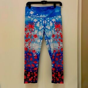 90 degree by Reflex, m floral print cropped leggings